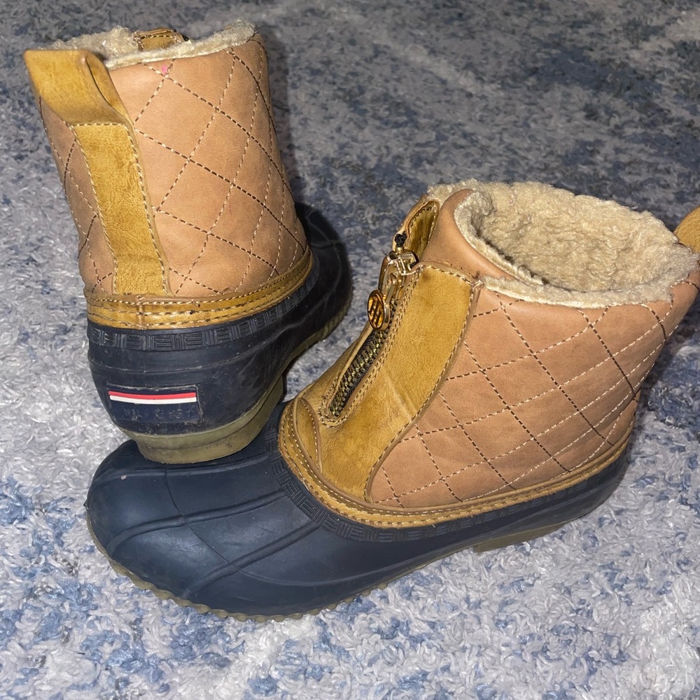 Winter Boots size 6